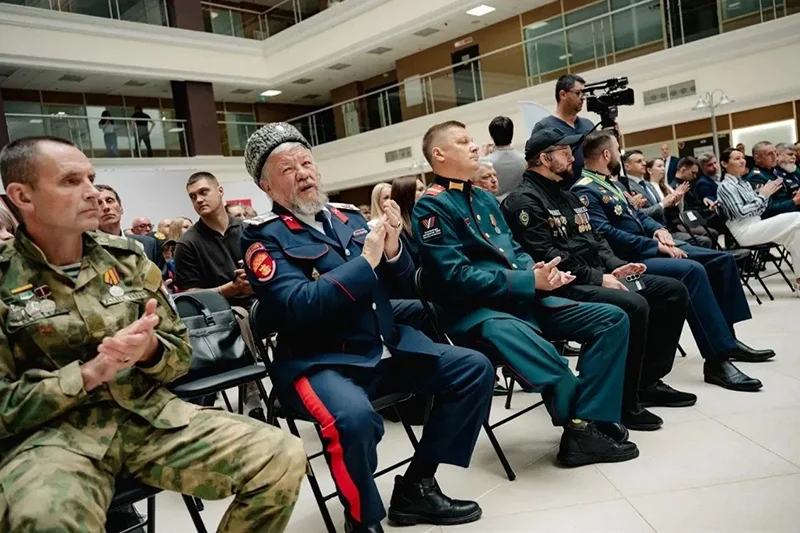 Добрых дел становится больше, когда их делают вместе